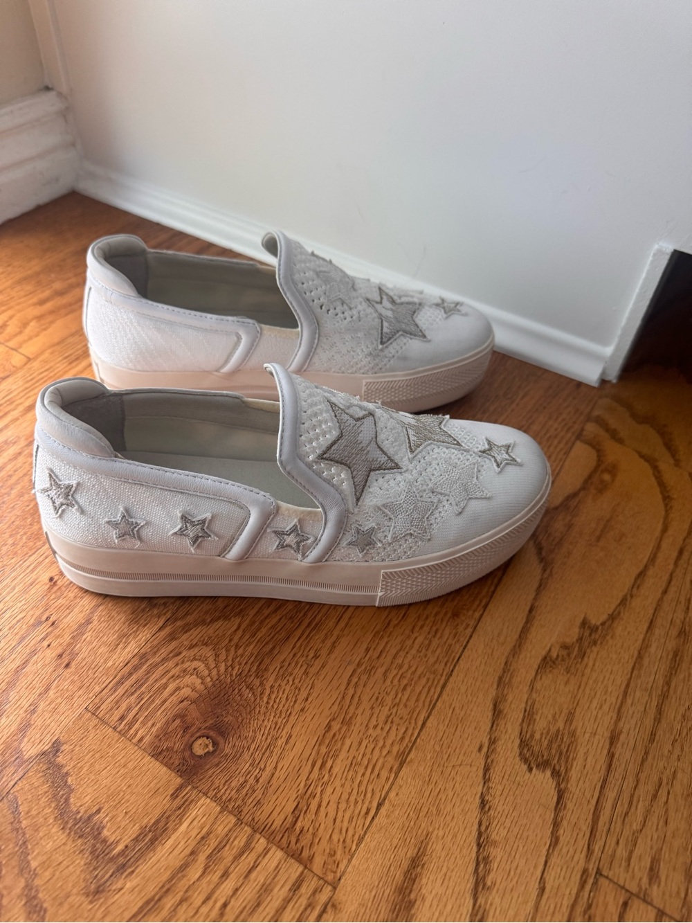 Women’s Ash Jeday Star-Embroidered Slip-On  Platform Sneakers | Size 7.5